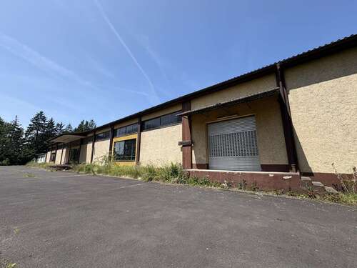 Foto - Halle in Luhe-Wildenau 850.000,00 € 3200 m²