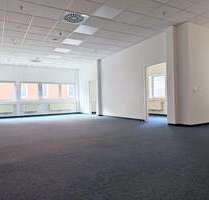 Büro in Nagold 980,00 € 98 m² - 980,00&nbsp;EUR Kaltmiete, ca.&nbsp; 98,00&nbsp;m&sup2; in Nagold (PLZ: 72202)