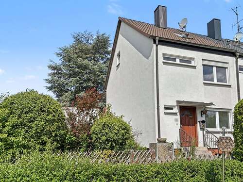 Foto - Haus zum Kaufen in Zirndorf 325.000,00 € 104 m²