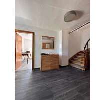 Haus zum Kaufen in Rommerskrichen Ramrath 220.000,00 € 121 m²