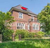 Haus zum Kaufen in Hamburg 3.195.000,00 € 304 m²