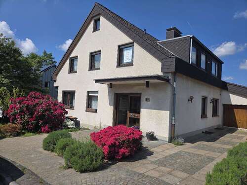 Foto - Haus zum Kaufen in Odenthal 720.000,00 € 238 m²