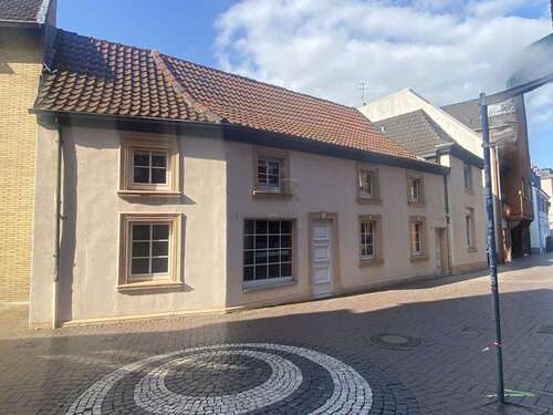 Foto - Haus zum Kaufen in Dinslaken 640.000,00 € 288 m²