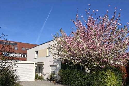 Foto - Haus zum Kaufen in Weinstadt 725.000,00 € 131.5 m²