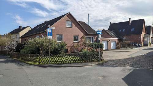 Foto - Haus zum Kaufen in Barsinghausen 435.000,00 € 210 m²