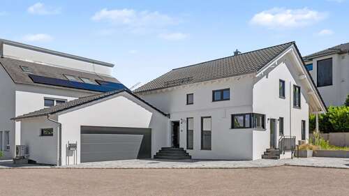 Foto - Haus zum Kaufen in Massenbachhausen 690.000,00 € 132 m²