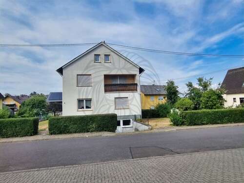 Foto - Haus zum Kaufen in Hundsangen 275.000,00 € 133 m²