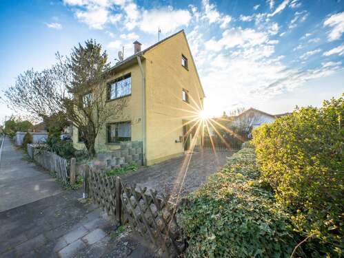 Foto - Haus zum Kaufen in Euskirchen Kuchenheim 293.200,00 € 131.65 m²