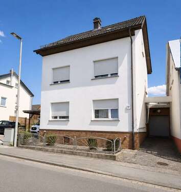Foto - Haus zum Kaufen in Höxter 170.000,00 € 125 m²