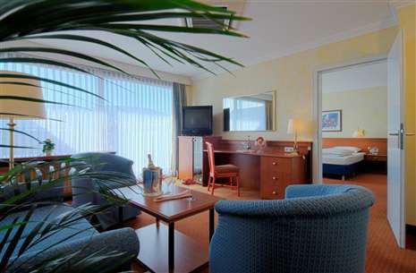 Foto - Spezialgewerbe in Baden-Baden 10.000.000,00 € 5834.53 m²