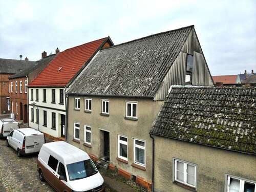 Foto - Haus zum Kaufen in Gnoien 19.900,00 € 109.1 m²