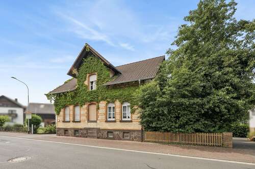 Foto - Haus zum Kaufen in Grünberg 289.000,00 € 127.39 m²