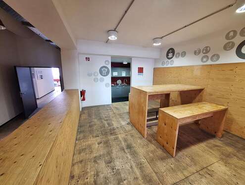 Foto - Halle in München 2.057,00 € 80.2 m²