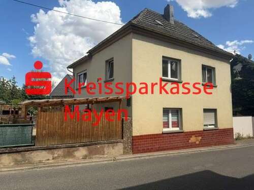 Foto - Haus zum Kaufen in Kruft 119.000,00 € 122 m²