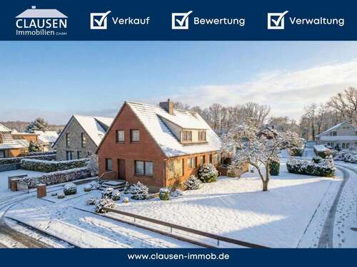 Foto - Haus zum Kaufen in Neumünster 275.000,00 € 152.59 m²