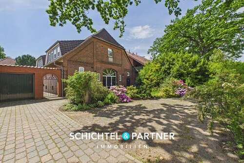 Foto - Haus zum Kaufen in Garbsen 980.000,00 € 360 m²