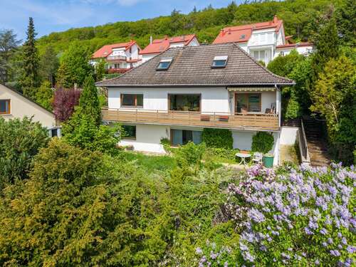 Foto - Haus zum Kaufen in Niedernhausen 690.000,00 € 247 m²