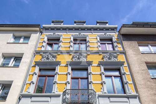 Foto - Haus zum Kaufen in Aachen 885.000,00 € 292 m²