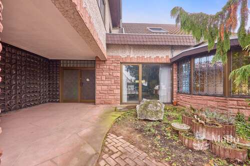 Foto - Haus zum Kaufen in Sankt Leon-Rot 1.225.000,00 € 697.13 m²
