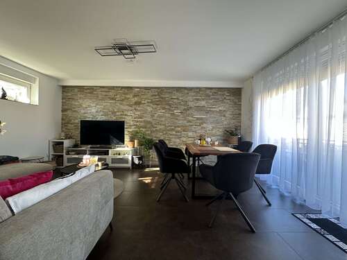 Foto - Wohnung zum Mieten in Bischofsheim 1.250,00 € 86 m²