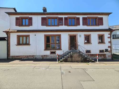 Foto - Haus zum Mieten in Enkenbach-Alsenborn 1.300,00 € 155 m²