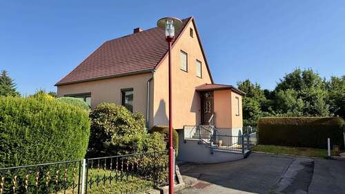 Foto - Haus zum Kaufen in Reinsdorf 205.000,00 € 115 m²