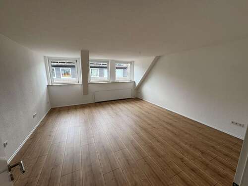 Foto - Wohnung zum Mieten in Wiedensahl 700,00 € 104.21 m²