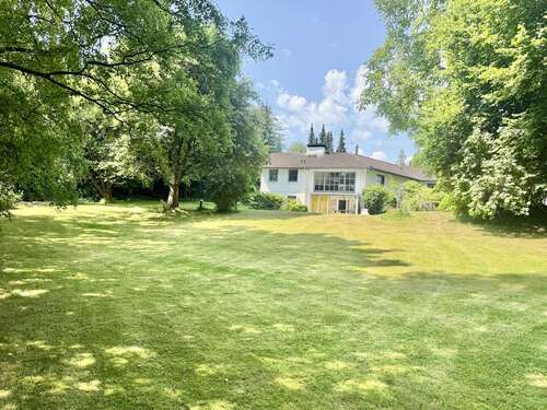 Foto - Haus zum Kaufen in Bornhöved 536.000,00 € 320 m²