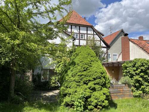 Foto - Haus zum Kaufen in Aerzen 220.000,00 € 345 m²