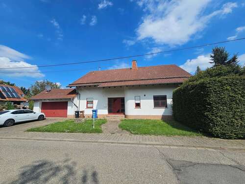 Foto - Haus zum Kaufen in Niederkirchen 399.000,00 € 240 m²