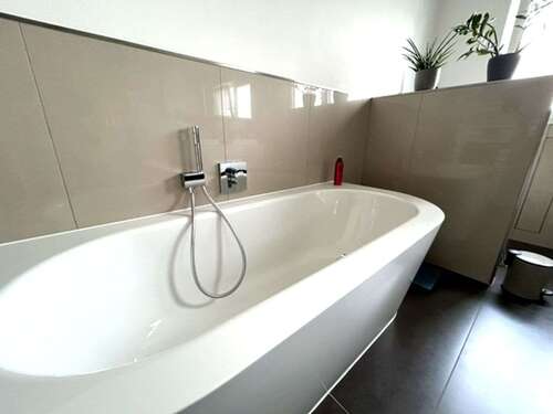 Foto - Haus zum Kaufen in Hemer 750.000,00 € 252 m²