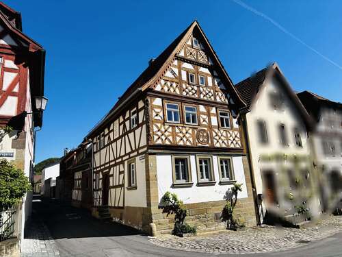 Foto - Haus zum Kaufen in Zeil 450.000,00 € 160 m²