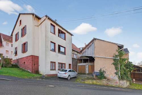 Foto - Haus zum Kaufen in Karlsbad Auerbach 180.000,00 € 153 m²