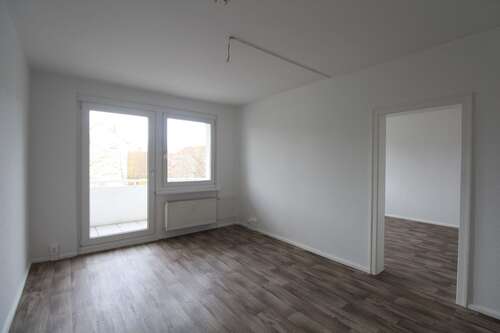 Foto - Wohnung zum Mieten in Magdeburg 453,18 € 70.81 m²