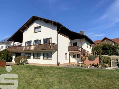 Foto - Haus zum Kaufen in Roggenburg 598.000,00 € 300 m²