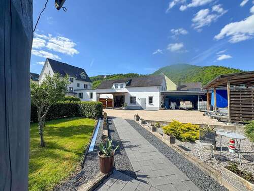 Foto - Haus zum Kaufen in Roßbach 497.000,00 € 260 m²