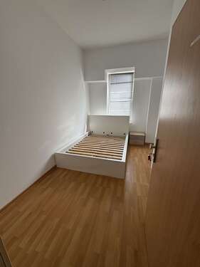 Foto - Wohnung zum Mieten in Raunheim 480,00 € 18 m²