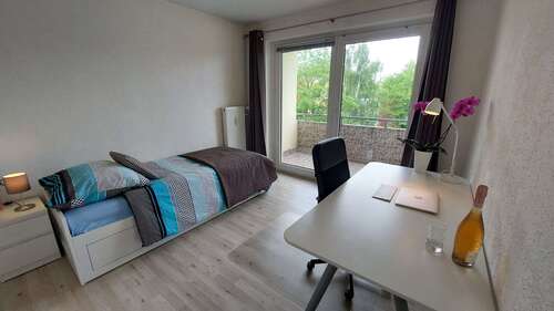 Foto - WG-Zimmer in Köln 999,00 € 11 m²