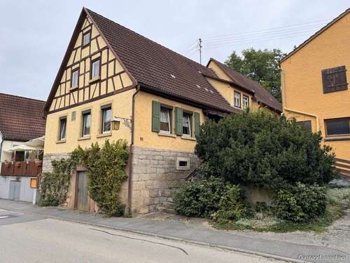 Foto - Haus zum Kaufen in Weikersheim Schäftersheim 189.000,00 € 110 m²