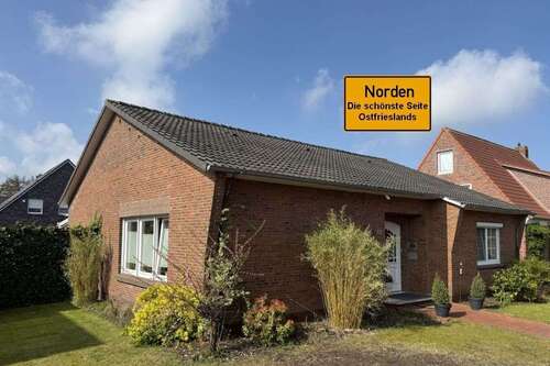 Foto - Haus zum Mieten in Norden 950,00 € 136 m²