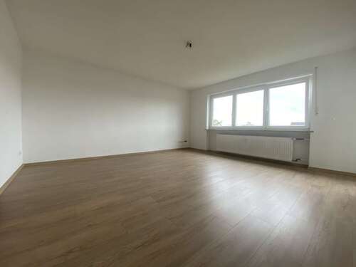 Foto - Wohnung zum Mieten in Irchenrieth 900,00 € 109 m²