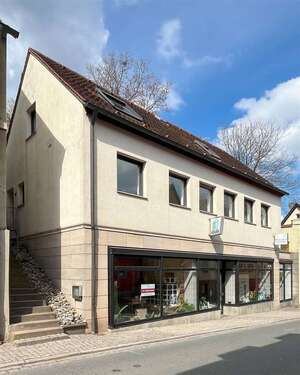 Foto - Haus zum Kaufen in Burghaslach 210.000,00 € 133.62 m²