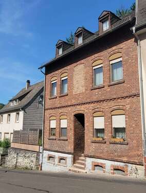Foto - Haus zum Kaufen in Idar-Oberstein Stadtteil Oberstein 139.000,00 € 150 m²
