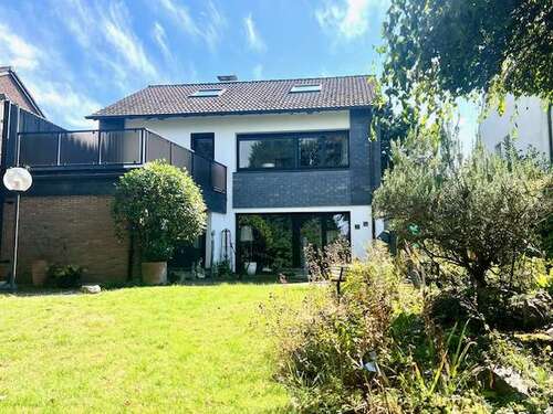 Foto - Haus zum Kaufen in Langenfeld 670.000,00 € 145 m²