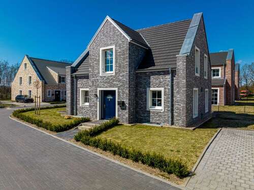 Foto - Haus zum Mieten in Elmshorn 2.060,00 € 128.45 m²