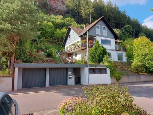 Foto - Haus zum Kaufen in Schindhard 359.000,00 € 264 m²