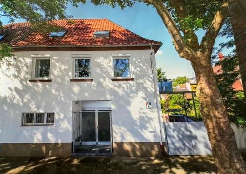 Foto - Haus zum Kaufen in Oppau 499.000,00 € 277.6 m²