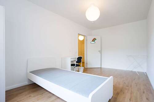 Foto - WG-Zimmer in Düsseldorf 619,00 € 15 m²