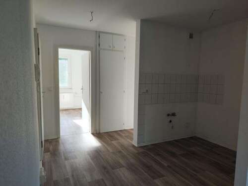 Foto - Wohnung zum Mieten in Zwickau 186,00 € 31 m²