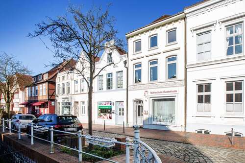 Foto - Haus zum Kaufen in Buxtehude 798.000,00 € 214 m²